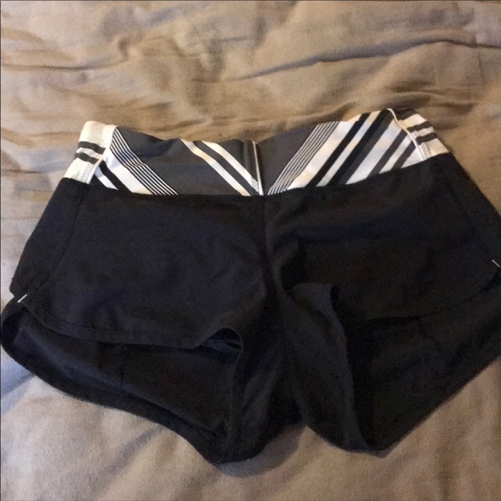 Lululemon Speed Up shorts